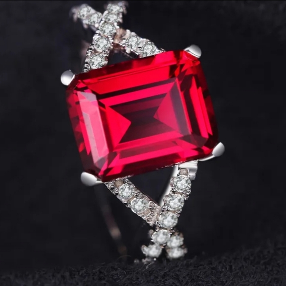 Ruby ring - Picture 4 of 5